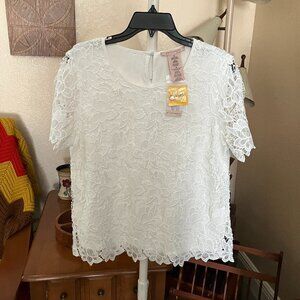 NWT Women’s Sz. M Philosophy Keyhole Short Sleeve Lace Top Shirt
